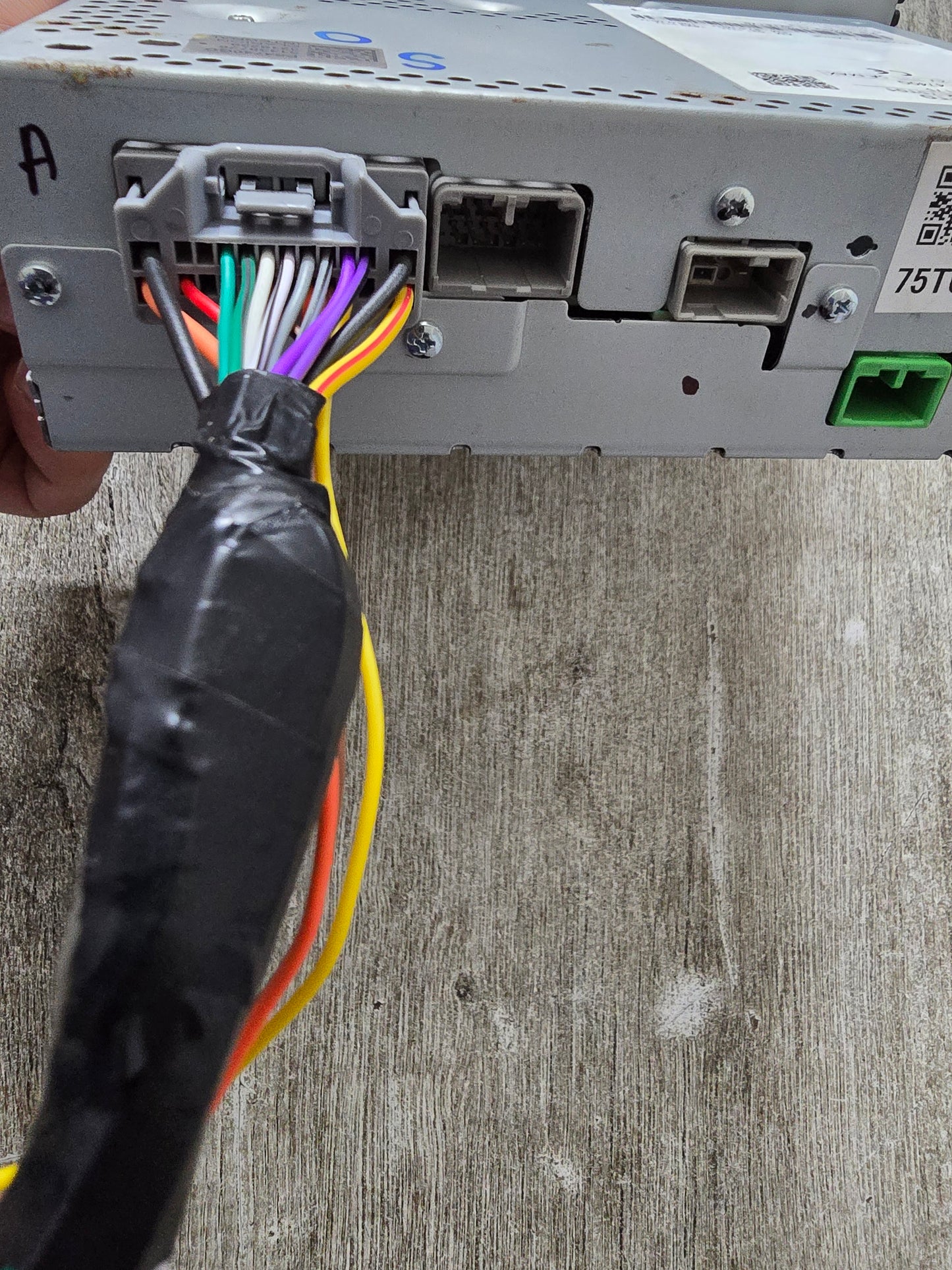 Car clarion stereo coupler maruti suzuki clarion audio system wiring harness grey socket female to male harness oem infotainment plug and play Clarion Car System Adapter